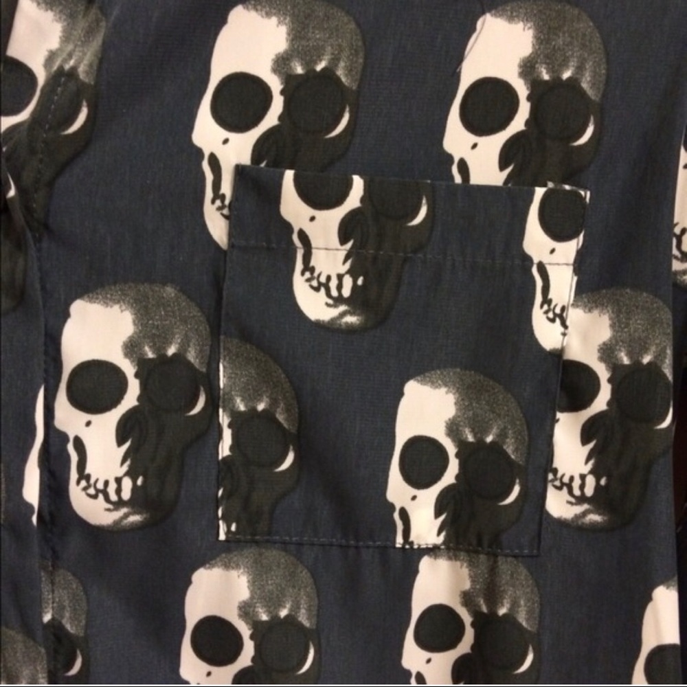 Skull button down
